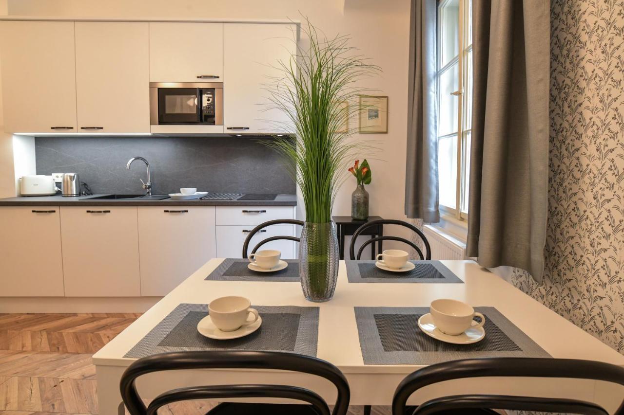 Vila Selena Ljubljana Exteriör bild