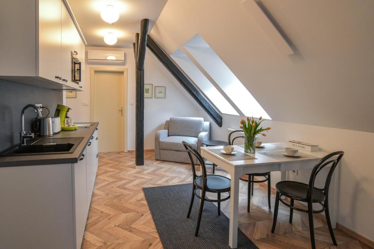 Vila Selena Ljubljana Exteriör bild