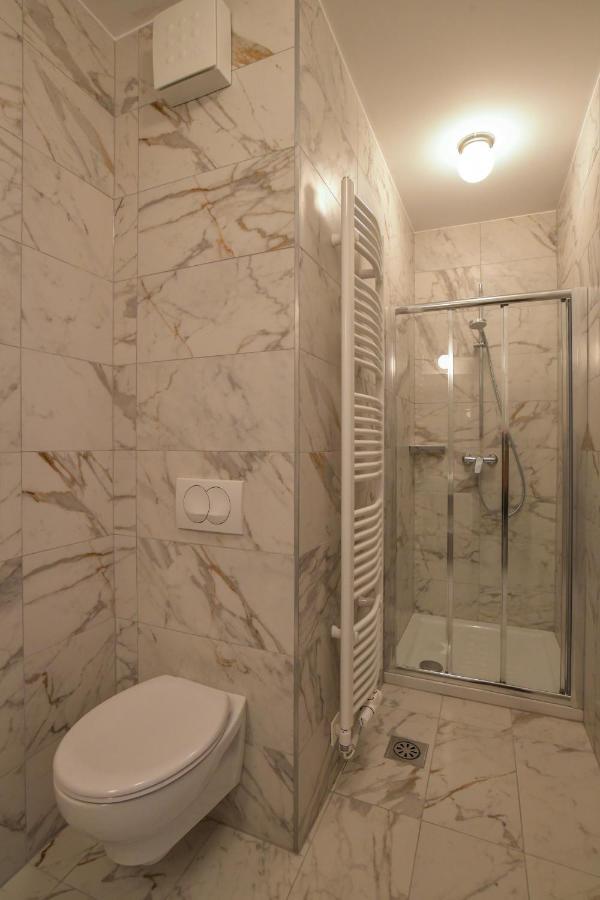 Vila Selena Ljubljana Exteriör bild